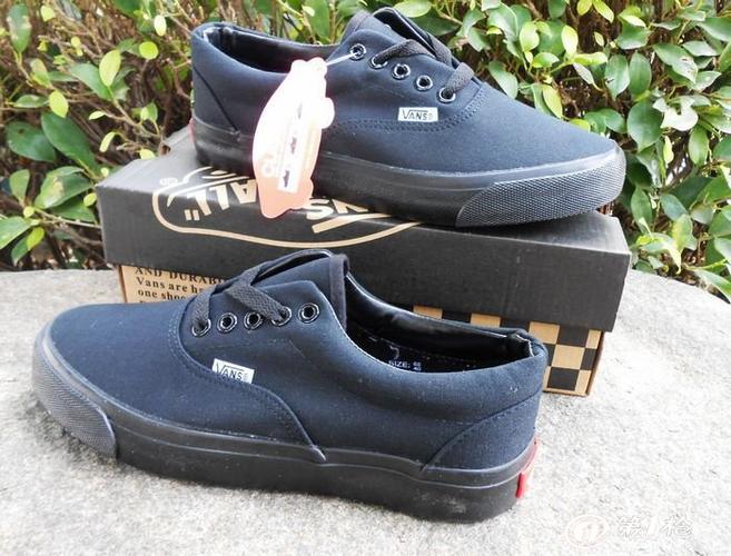 萬斯帆布鞋男鞋女鞋經(jīng)典款休閑鞋運(yùn)動鞋工廠訂單批發(fā)一件代發(fā)