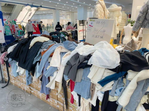 服裝批發(fā)市場(chǎng)清倉(cāng)指南 100元3件靚衫,20元買(mǎi)牛仔褲,哪里更抵