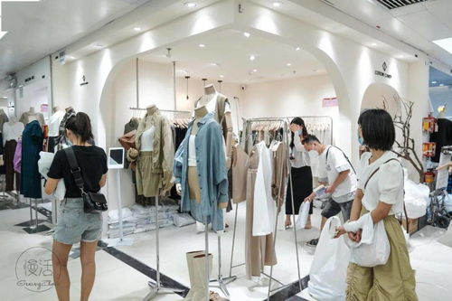 服裝批發城年中清倉大促，低至10元起，500元裝一麻袋！